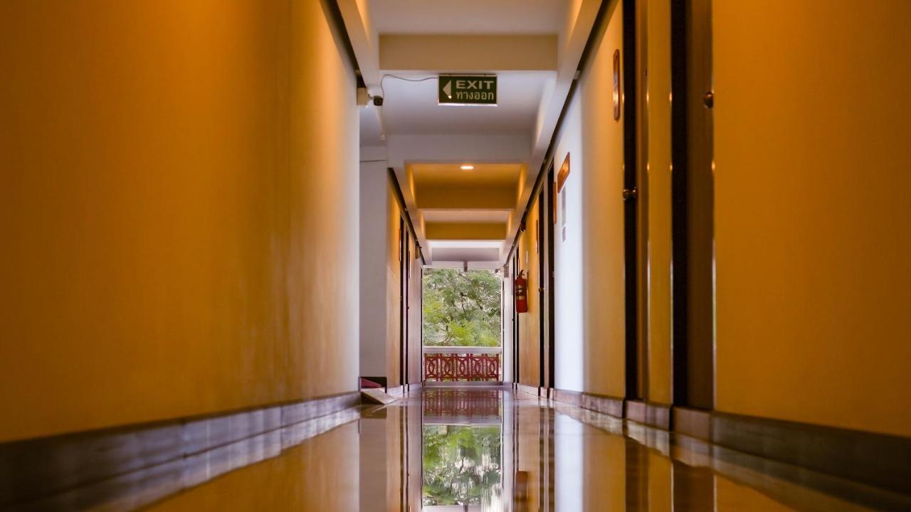 Chorlada Lanna Hotel Chiang Mai Exterior photo