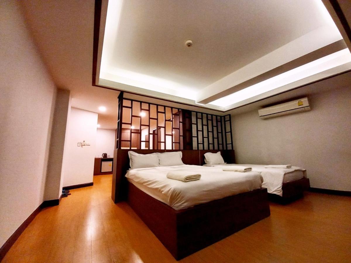 Chorlada Lanna Hotel Chiang Mai Exterior photo