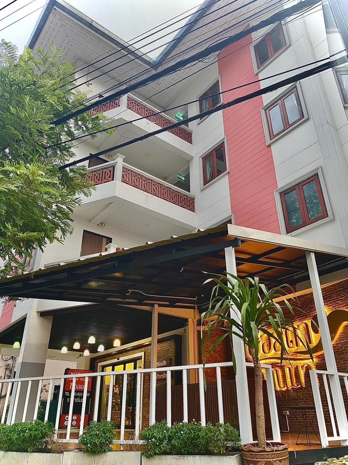 Chorlada Lanna Hotel Chiang Mai Exterior photo