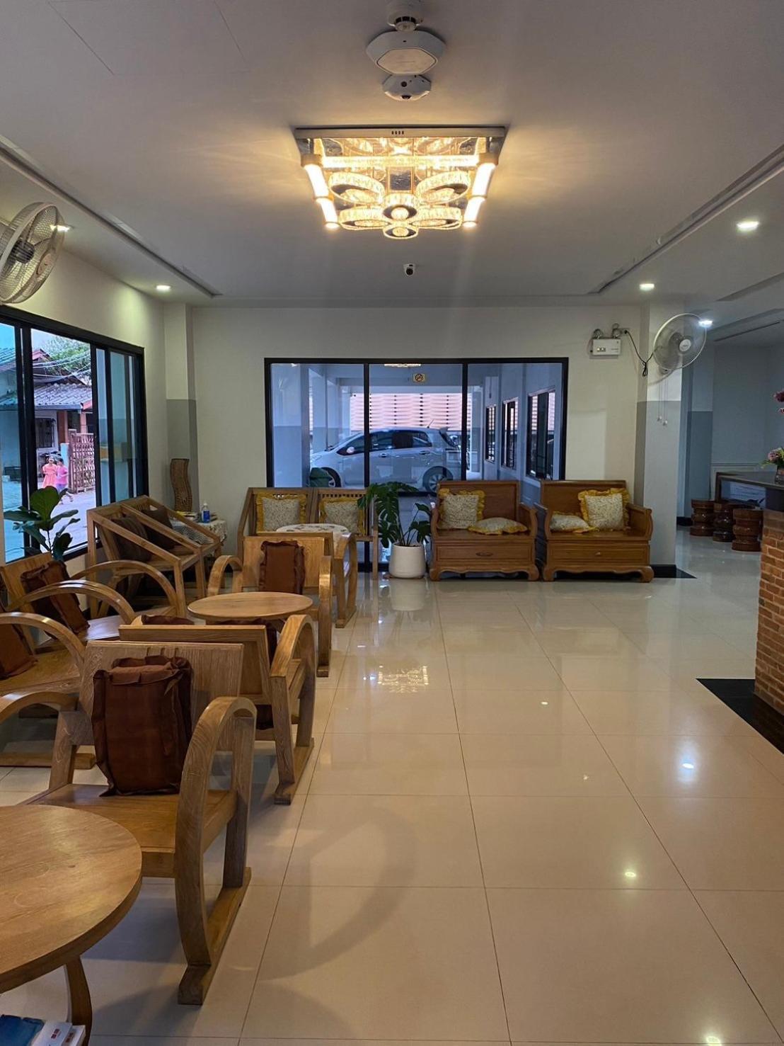 Chorlada Lanna Hotel Chiang Mai Exterior photo